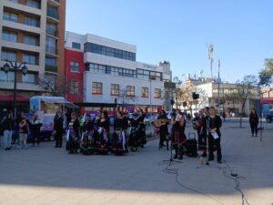 Intervención conmemorativa en la Plaza Brasil: LAS COMPAÑERAS